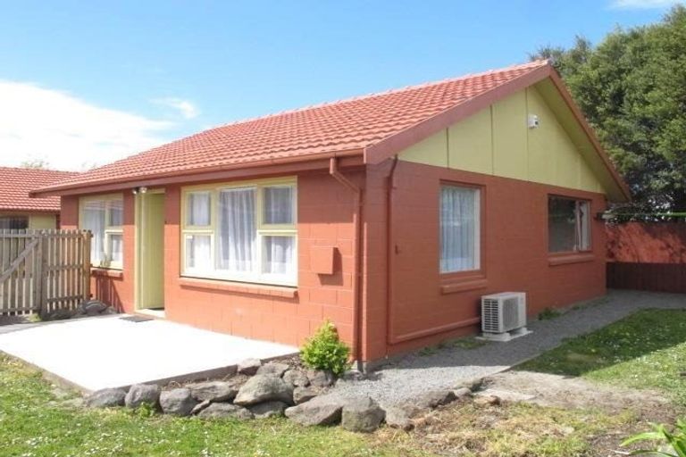 Photo of property in 2/8 Stanmore Road, Phillipstown, Christchurch, 8011