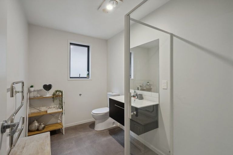 Photo of property in 17 Silverstone Drive, Cromwell, 9384