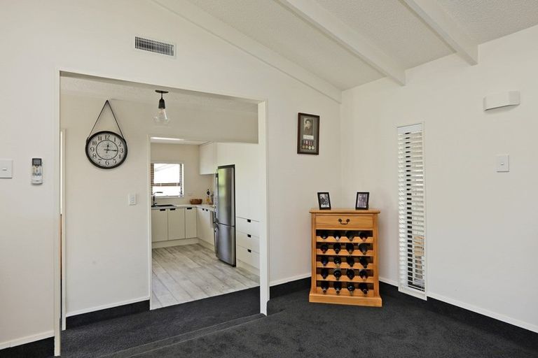 Photo of property in 15 Swansea Place, Tamatea, Napier, 4112