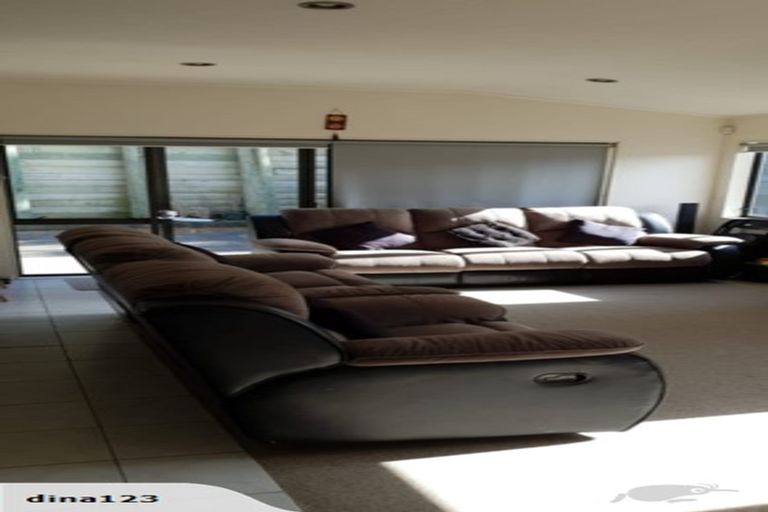 Photo of property in 6a Claverton Grove, Churton Park, Wellington, 6037