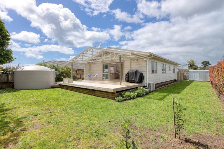 Photo of property in 16 Kedge Drive, Mangawhai, 0505