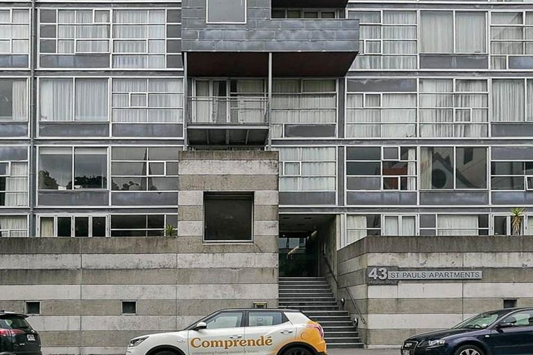 Photo of property in St Pauls Apartments, 81/43 Mulgrave Street, Thorndon, Wellington, 6011
