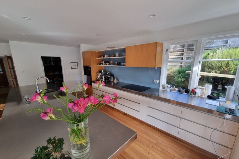 Photo of property in 10 Wilton Road, Wadestown, Wellington, 6012