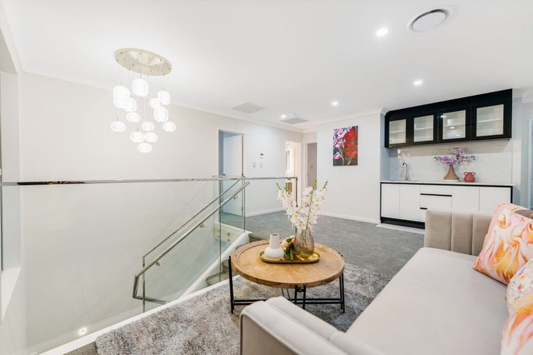 Photo of property in 21 Black Shed Road, Flat Bush, Auckland, 2019