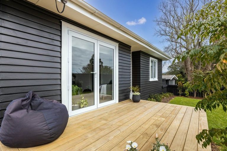 Photo of property in 3 Roto Street, Westown, New Plymouth, 4310