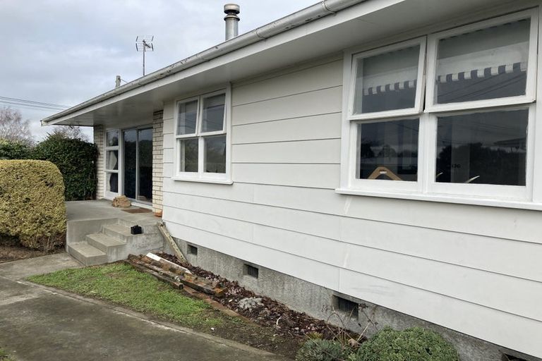 Photo of property in 19 Freyberg Street, Solway, Masterton, 5810