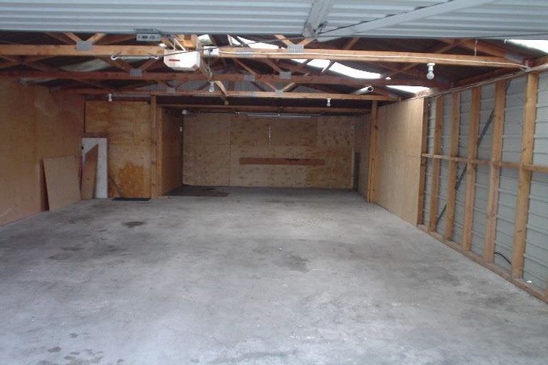 Photo of property in 84 Mcmurdo Street, Tinwald, Ashburton, 7700