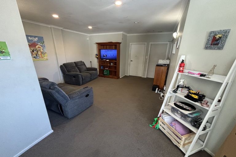 Photo of property in 1/1 Islington Street, Trentham, Upper Hutt, 5018