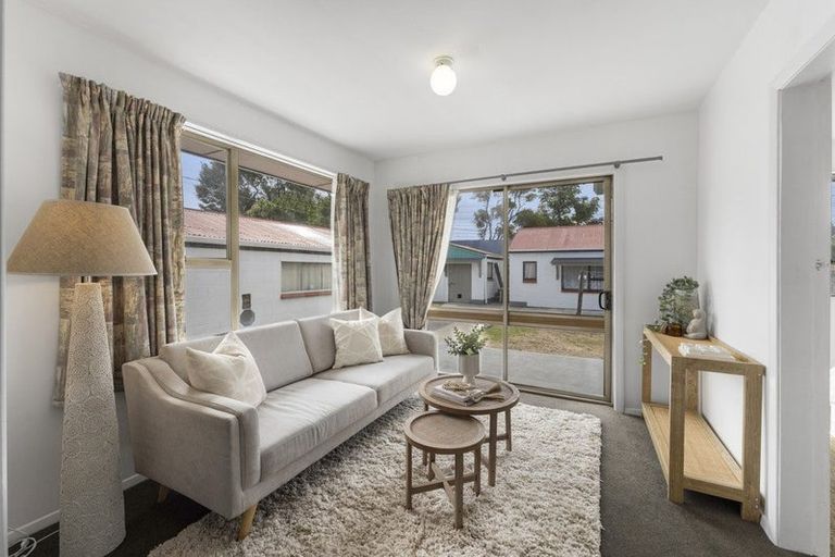 Photo of property in 14 Greenhurst Street, Sockburn, Christchurch, 8042