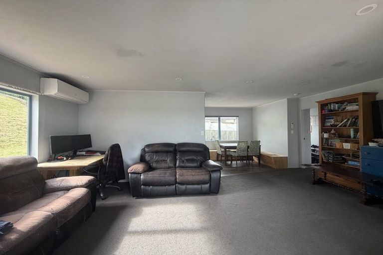 Photo of property in 6 Farrow Way, Welcome Bay, Tauranga, 3112