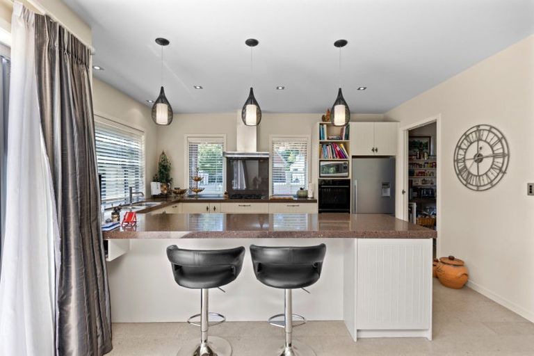 Photo of property in 16 Le Quesnoy Place, Cambridge, 3434