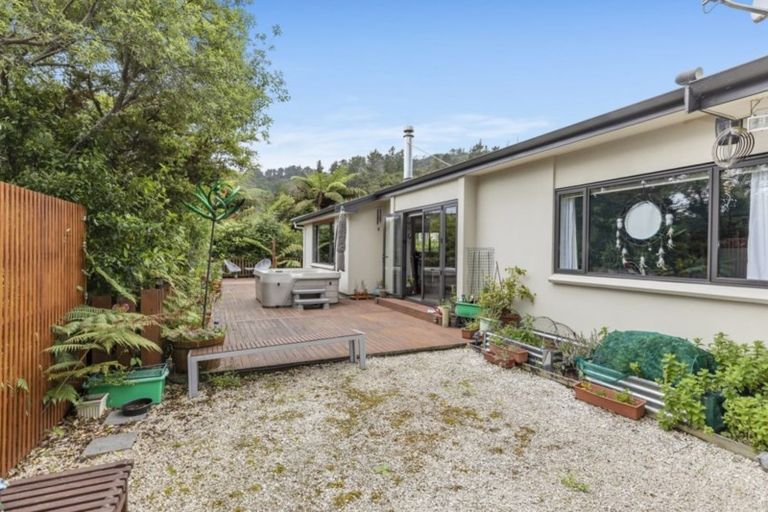 Photo of property in 68a Tawhai Street, Stokes Valley, Lower Hutt, 5019