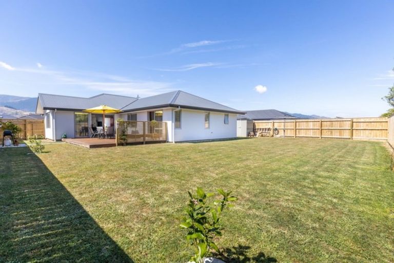 Photo of property in 24 Curtis Street, Stoke, Nelson, 7011