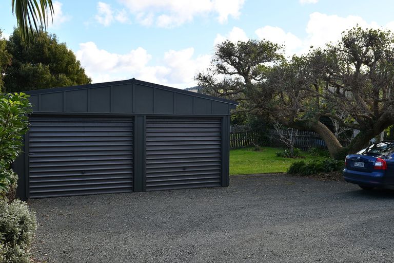 Photo of property in 6 Kendale Drive, Leigh, 0985