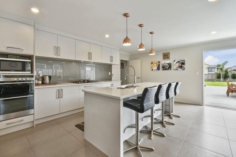 Photo of property in 61 Turnberry Drive, Wattle Downs, Auckland, 2103