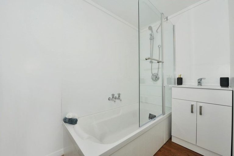 Photo of property in 14 Bass Street, Woolston, Christchurch, 8062