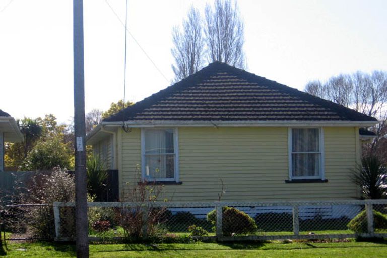 Photo of property in 33 Railway Crescent, Masterton, 5810