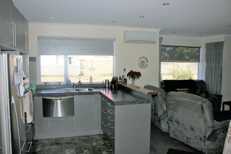 Photo of property in 10 Thames Street, Mosgiel, 9024