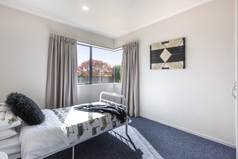 Photo of property in 12a Hawke Place, Pukekohe, 2120