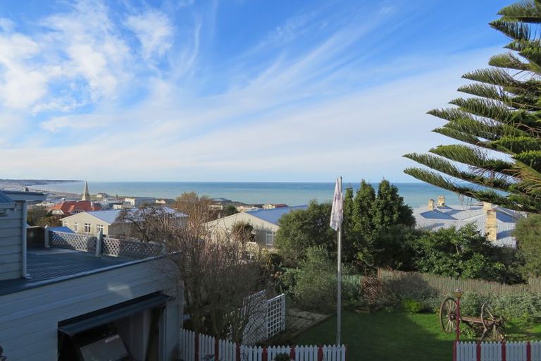Photo of property in 23 Ure Street, South Hill, Oamaru, 9400
