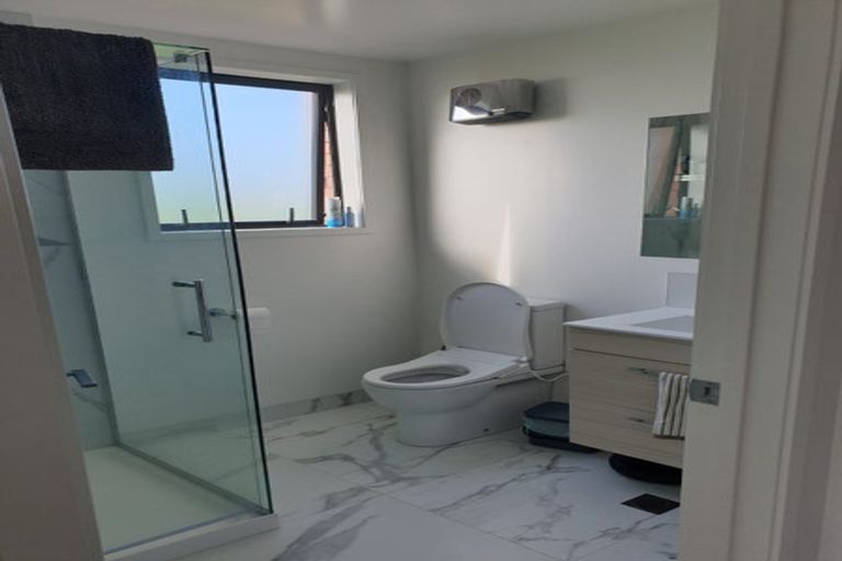 Photo of property in 11/79 Taikata Road, Te Atatu Peninsula, Auckland, 0610