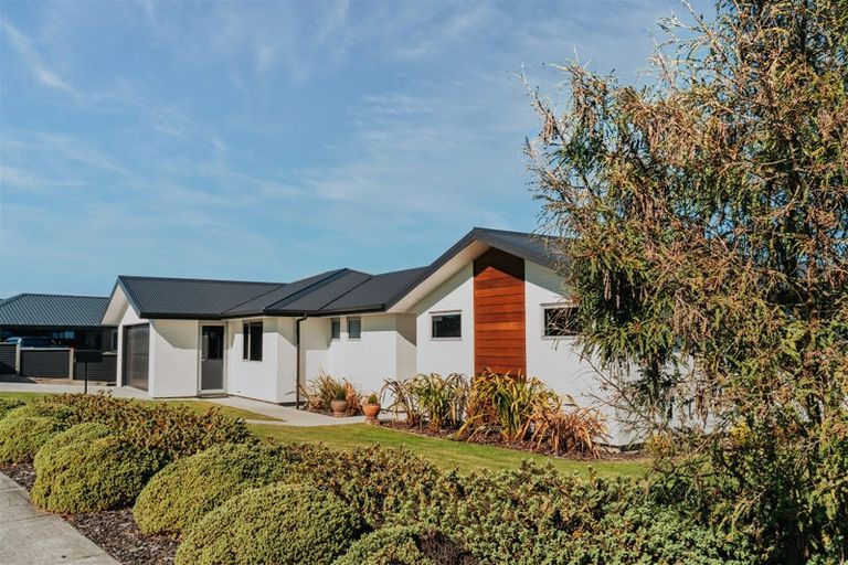 Photo of property in 40 Mcneil Street, Balclutha, 9230