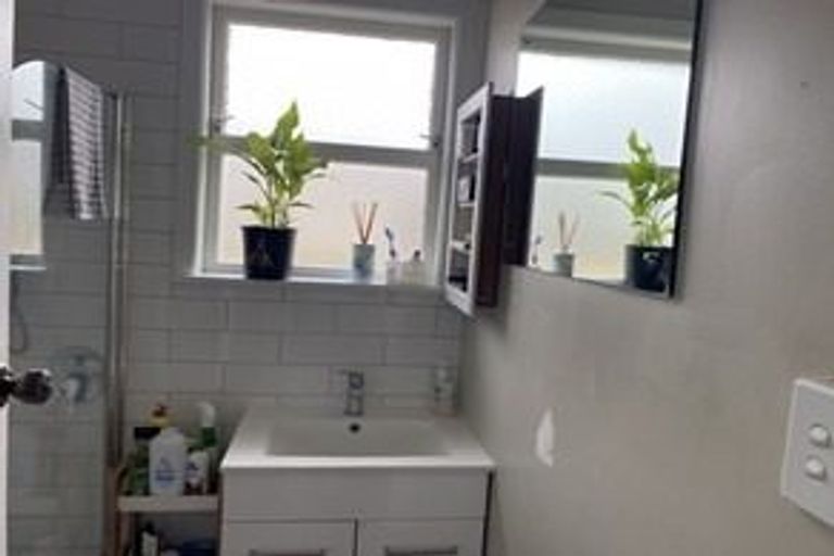 Photo of property in 66 Cargill Street, Papakura, 2110