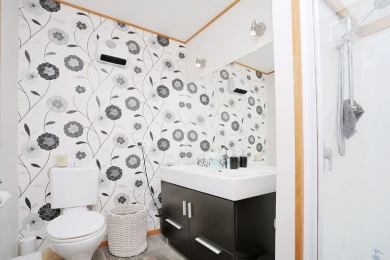 Photo of property in 96 Terrace Street, Rosedale, Invercargill, 9810