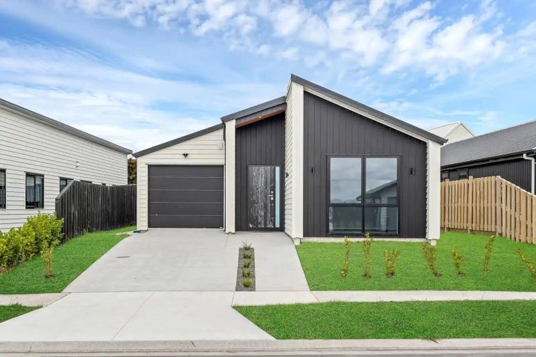Photo of property in 13 Pourewa Street, Te Kauwhata, 3710