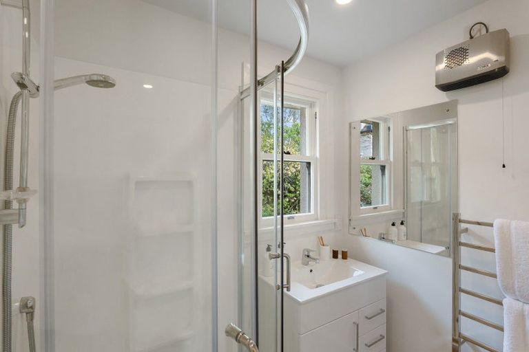 Photo of property in 6a Makora Street, Fendalton, Christchurch, 8041