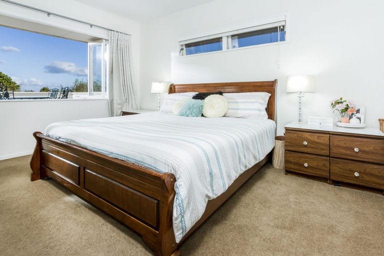 Photo of property in 36 Rewi Street, Torbay, Auckland, 0630