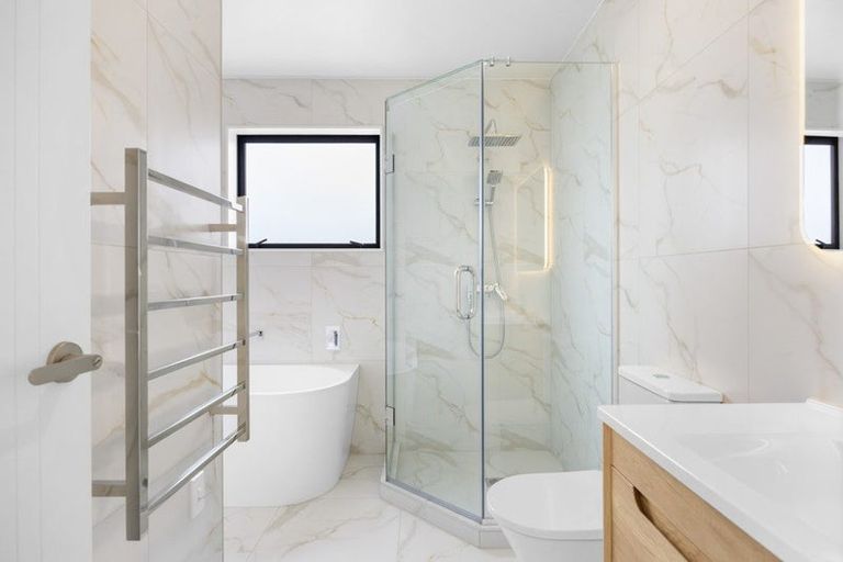 Photo of property in 115 Otuwairoa Esplanade, Opaheke, 2113