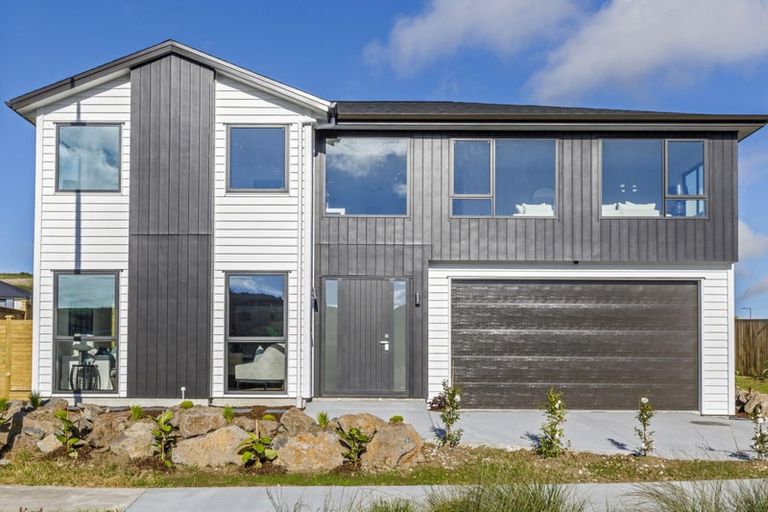 Photo of property in 2 Kanono Way, Helensville, 0800