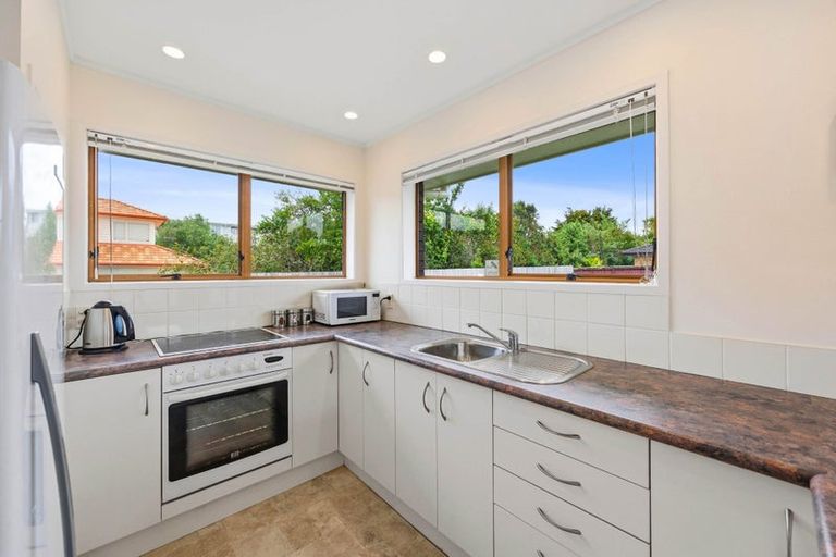 Photo of property in 5/33 Swanson Road, Henderson, Auckland, 0610