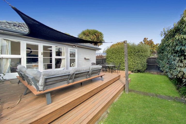 Photo of property in 162 Halswell Road, Hillmorton, Christchurch, 8025