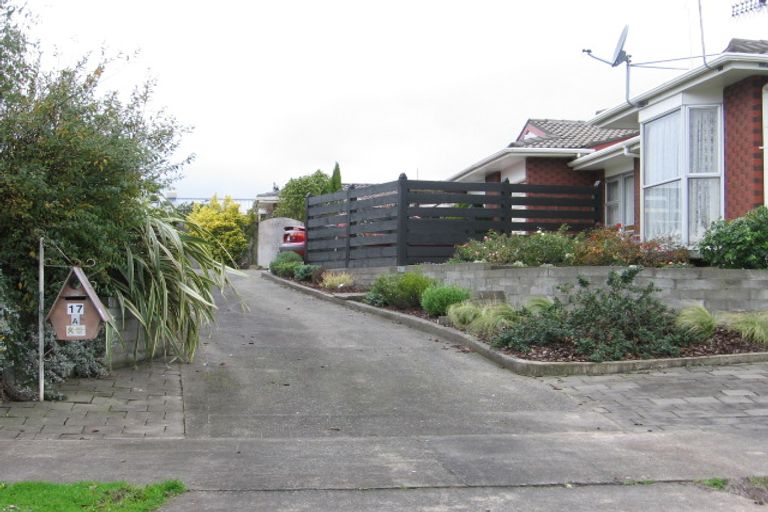Photo of property in 17a Hillcrest Drive, Kelvin Grove, Palmerston North, 4414