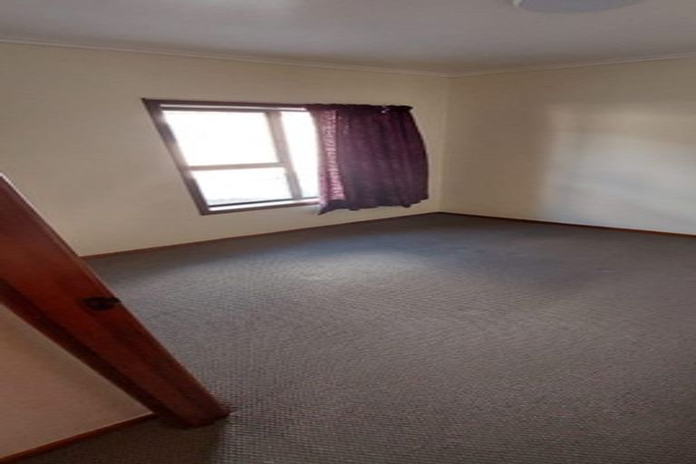 Photo of property in 72 Valentine Street, Papakura, 2110