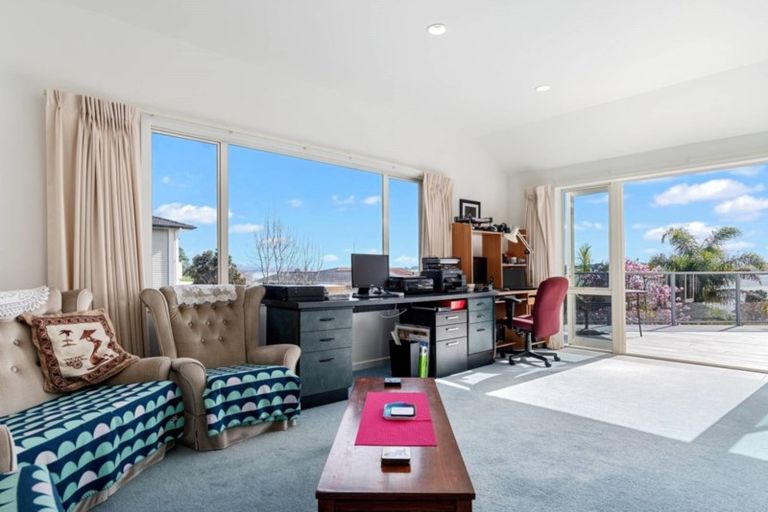 Photo of property in 19 Ruamoana Place, Omokoroa, 3114