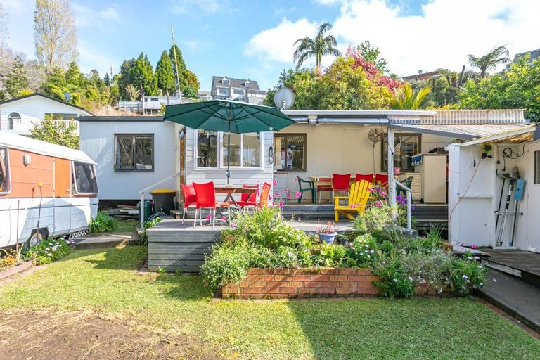 Photo of property in 121 Waireka Place, Whangamata, 3620