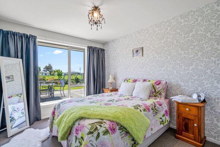 Photo of property in 89 Lochiel Branxholme Road, Lochiel, Winton, 9781