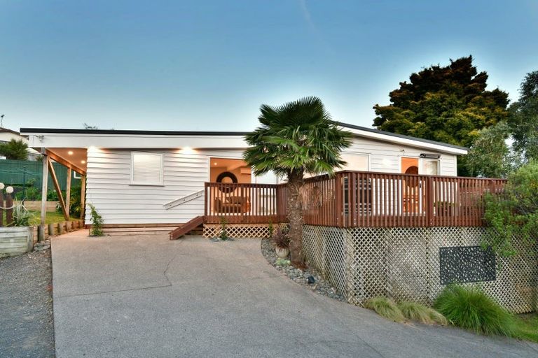 Photo of property in 326 Whangaparaoa Road, Stanmore Bay, Whangaparaoa, 0932