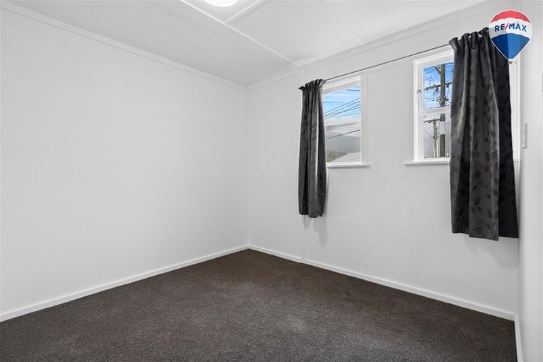 Photo of property in 43 Rata Street, Naenae, Lower Hutt, 5011