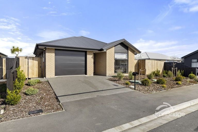 Photo of property in 23 Poipoi Place, Aranui, Christchurch, 8061