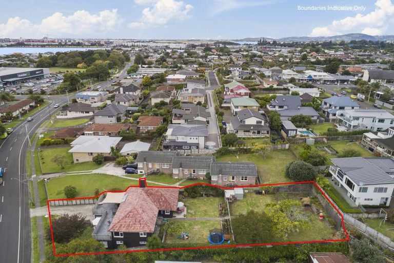 Photo of property in 66 Vale Street, Otumoetai, Tauranga, 3110