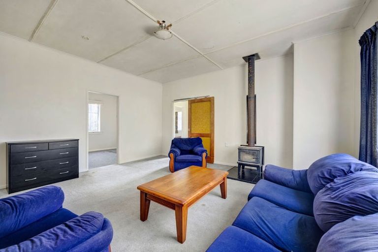 Photo of property in 33 Ngatai Street, Manaia, 4612