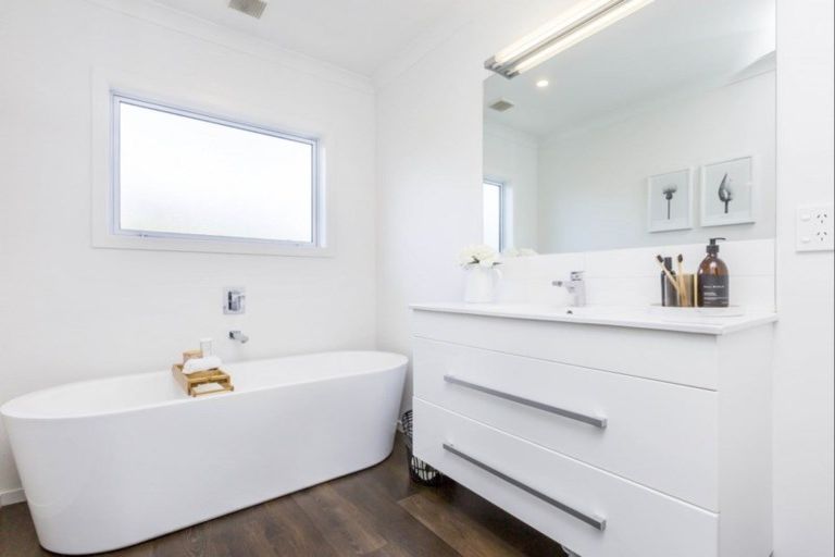 Photo of property in 80 Riverstone Drive, Riverstone Terraces, Upper Hutt, 5018