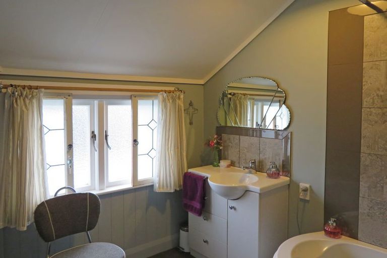 Photo of property in 23 Ure Street, South Hill, Oamaru, 9400