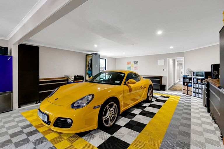 Photo of property in 25b Dolphin Parade, Bell Block, New Plymouth, 4312