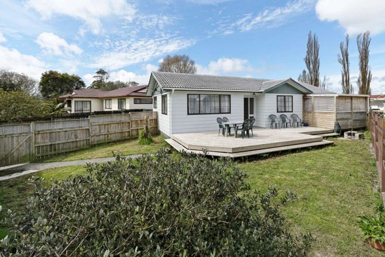 Photo of property in 43 Luanda Drive, Ranui, Auckland, 0612