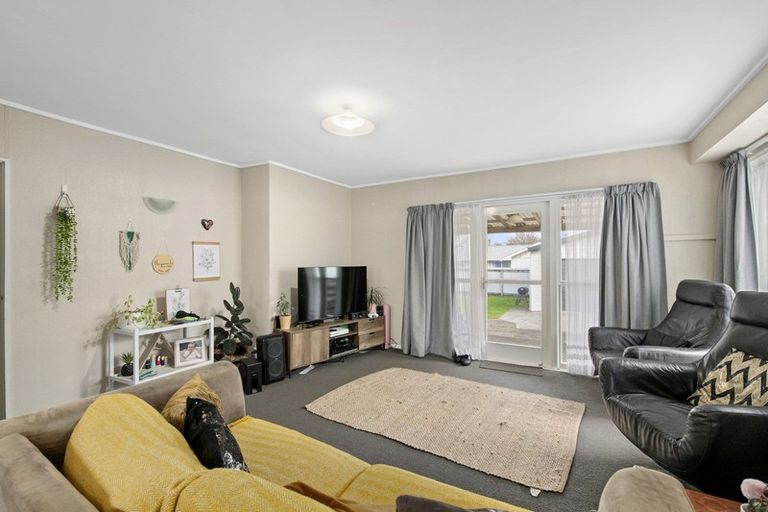 Photo of property in 101 Gibbons Street, Ebdentown, Upper Hutt, 5018